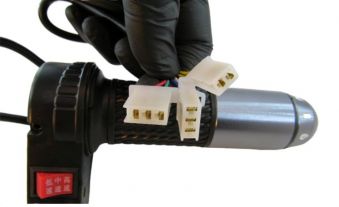 Комплект ручка газа с переключателем на три и два положения 22мм-B