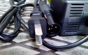 Зарядное устройство для ЛИТИЕВЫХ аккумуляторов 48V большой емкости