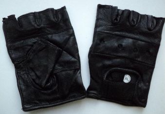 Перчатки беспалые из мягкой кожи